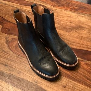 Brand New Madewell Citywalk Lugsole Chelsea Boot in Black Leather